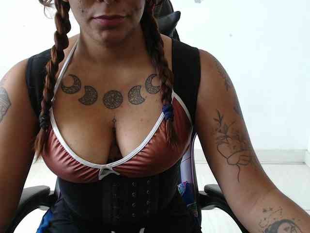 Barbara13a webcam