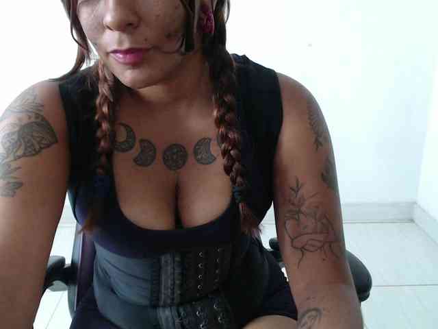 Barbara13a webcam