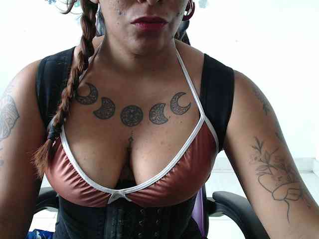 Barbara13a webcam