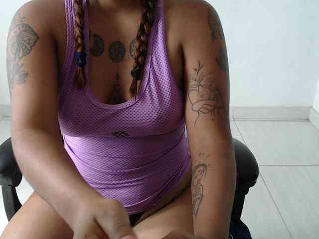 Barbara13a webcam
