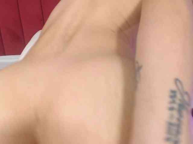 LaraSpark webcam