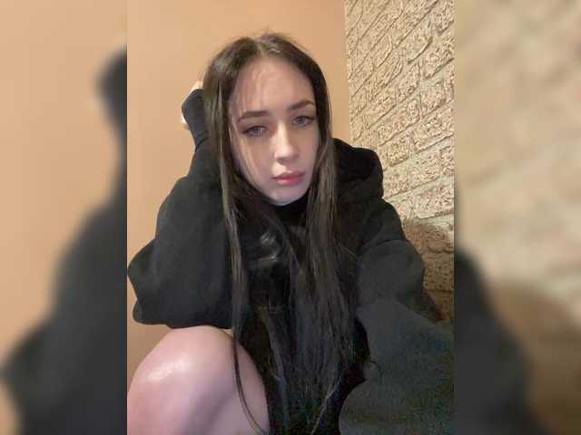 Kurama27's BongaCams show and profile