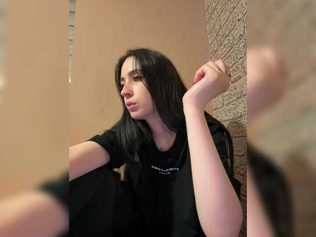 Kurama27's BongaCams show and profile