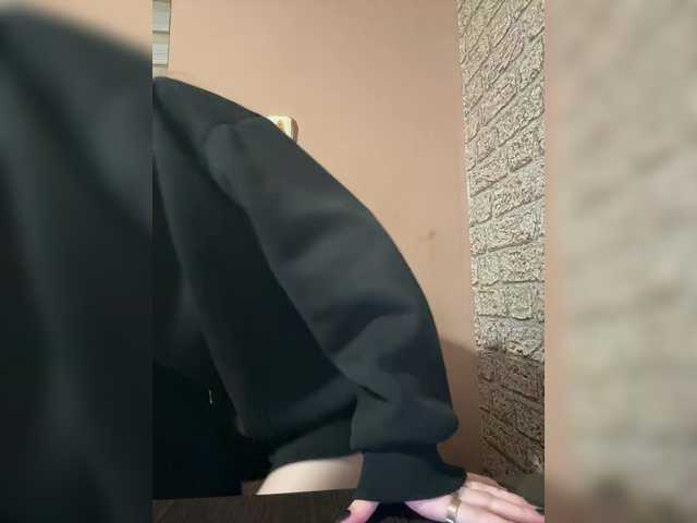 Kurama27's BongaCams show and profile