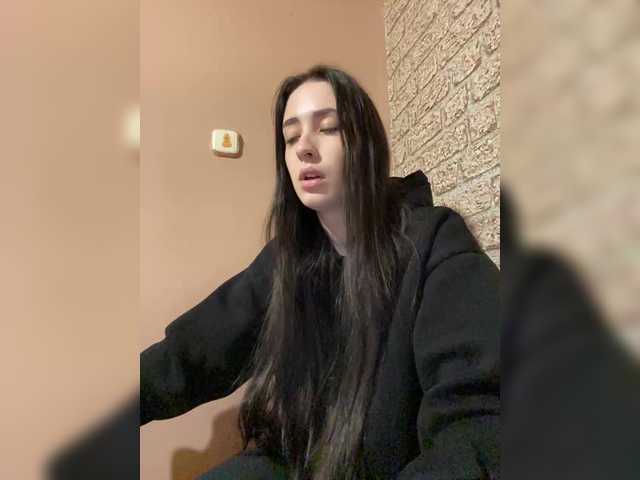 Kurama27 from BongaCams