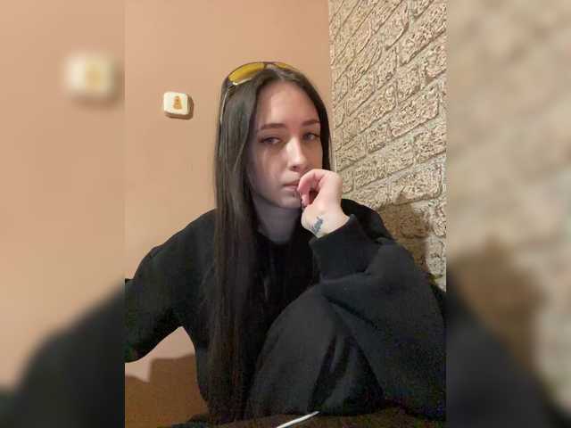 Kurama27's BongaCams show and profile