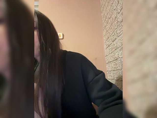 Kurama27's BongaCams show and profile