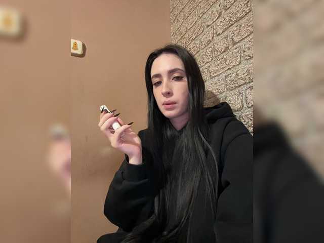 Kurama27's BongaCams show and profile