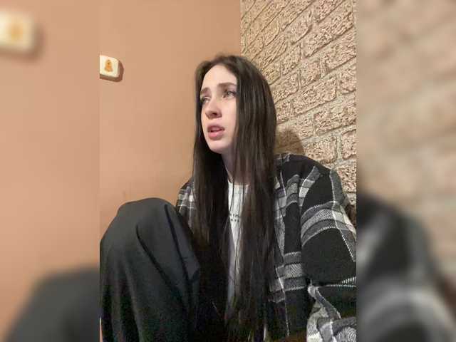 Kurama27's BongaCams show and profile