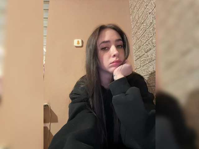 Kurama27's BongaCams show and profile