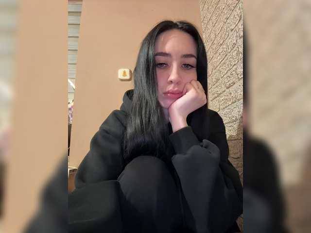 Kurama27's BongaCams show and profile