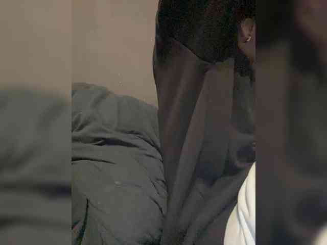 Hikikomori27 webcam
