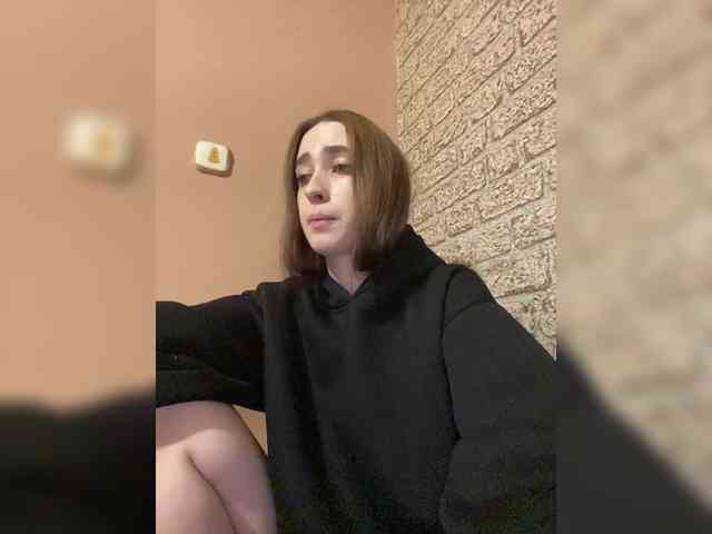 Hikikomori27 webcam