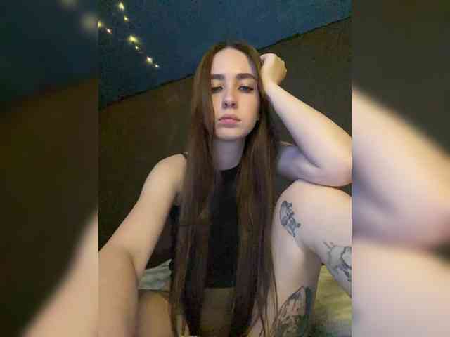 Hikikomori27 webcam