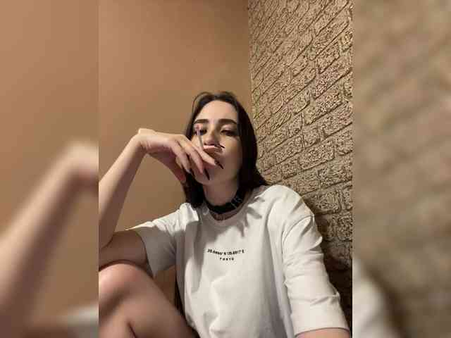 Hikikomori27 webcam
