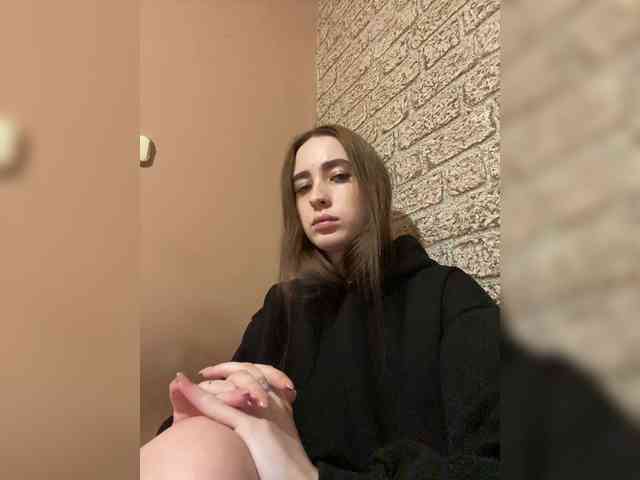 Hikikomori27 webcam