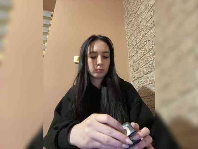 Hikikomori27 webcam