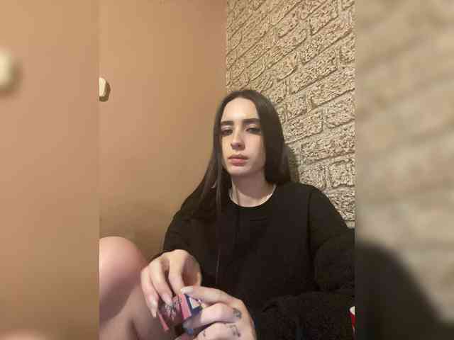 Hikikomori27 webcam