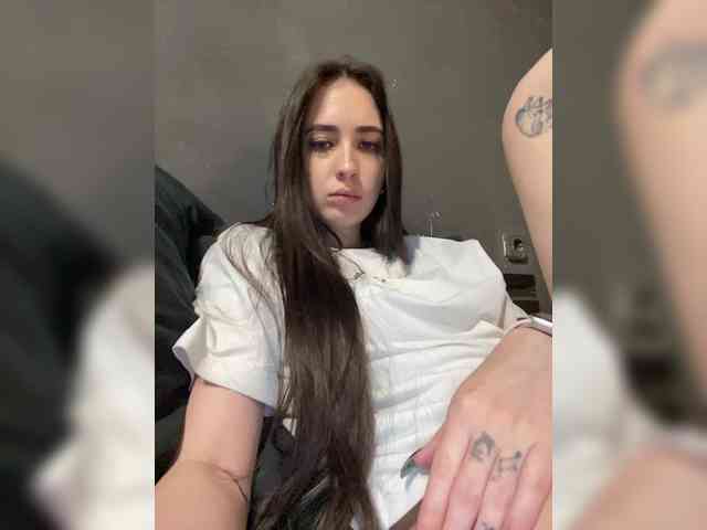 Hikikomori27 webcam