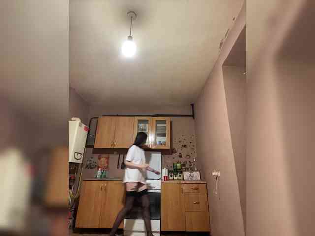 Hikikomori27 webcam