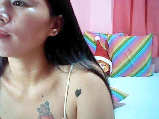 xxAsianLove143xx webcam