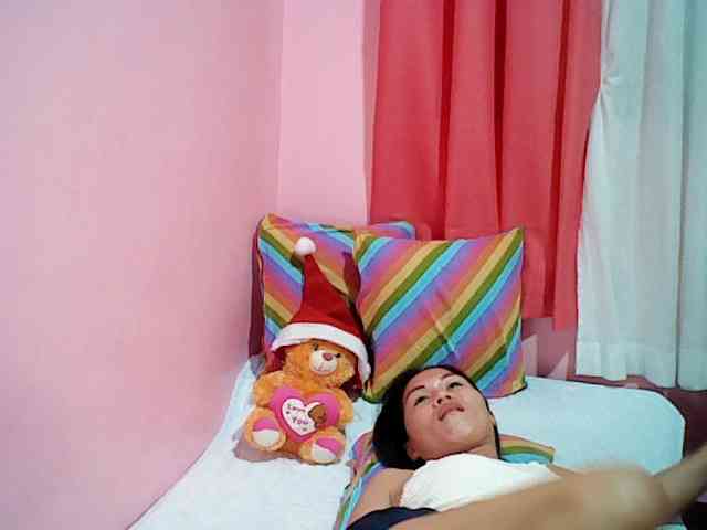 xxAsianLove143xx webcam