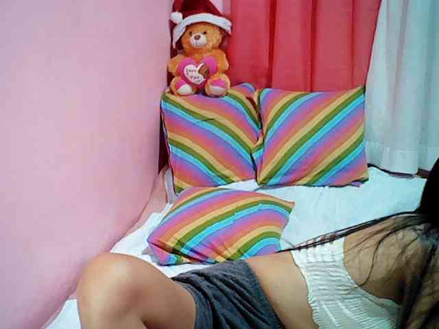 xxAsianLove143xx webcam