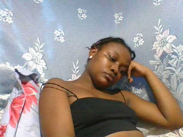 Labella204's BongaCams show and profile