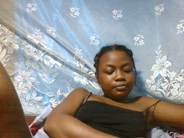 Labella204's BongaCams show and profile