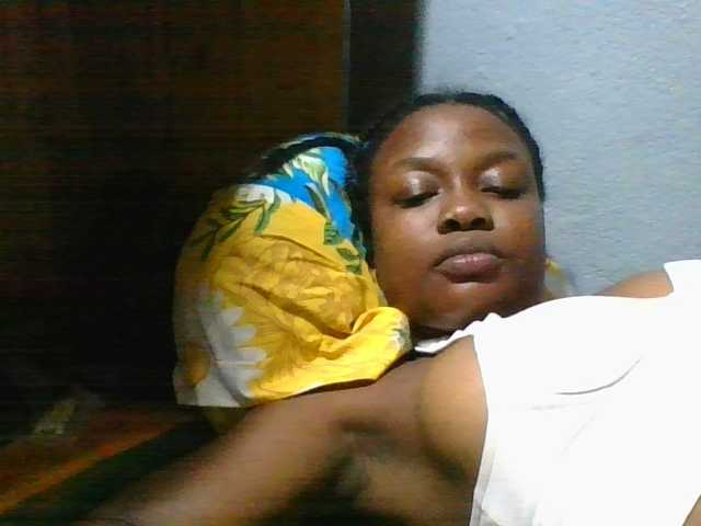 Labella204 Live Cam on BongaCams