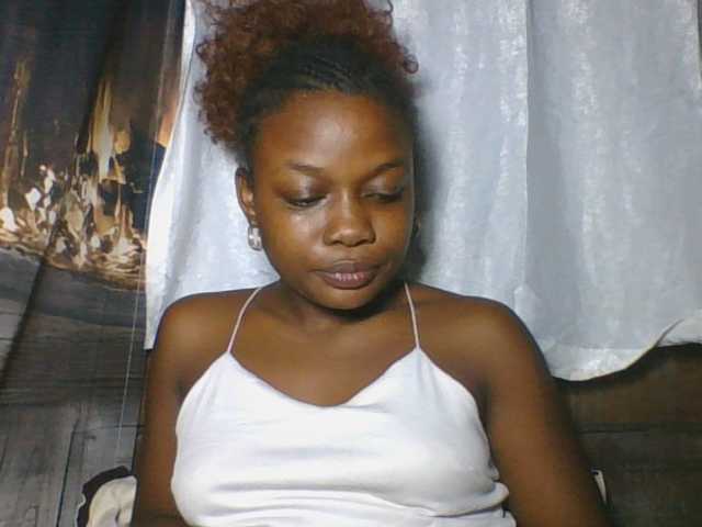 Labella204's BongaCams show and profile