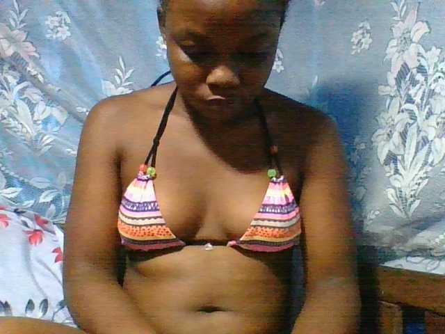 Labella204's BongaCams show and profile