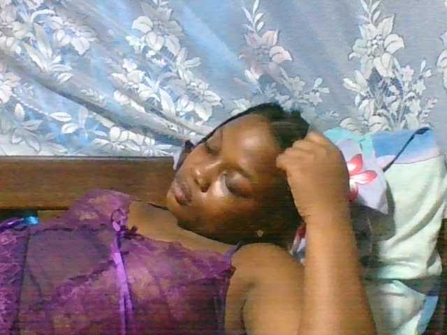 Labella204's BongaCams show and profile