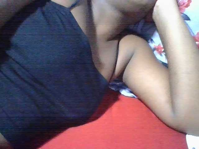 Labella204's BongaCams show and profile