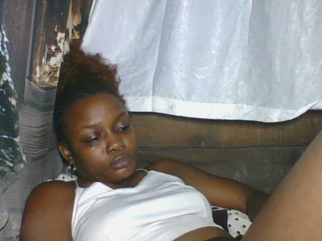 Labella204's BongaCams show and profile