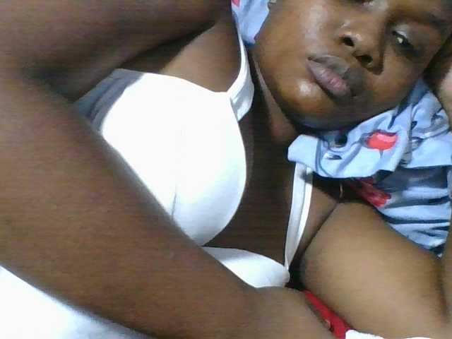 Labella204's BongaCams show and profile