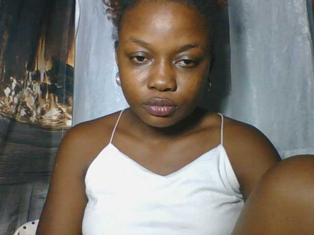 Labella204's BongaCams show and profile