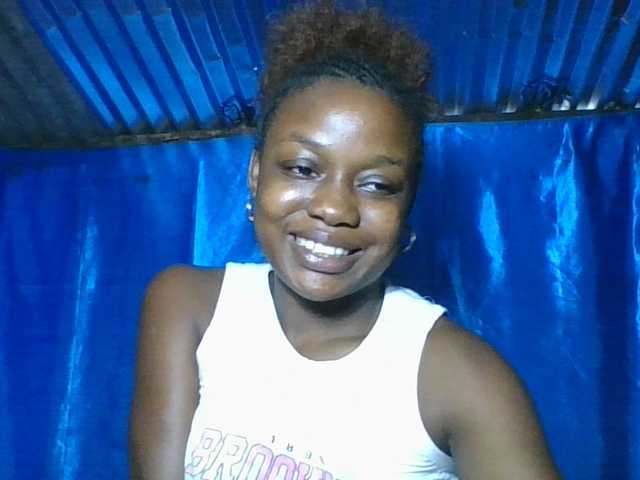 Labella204's BongaCams show and profile