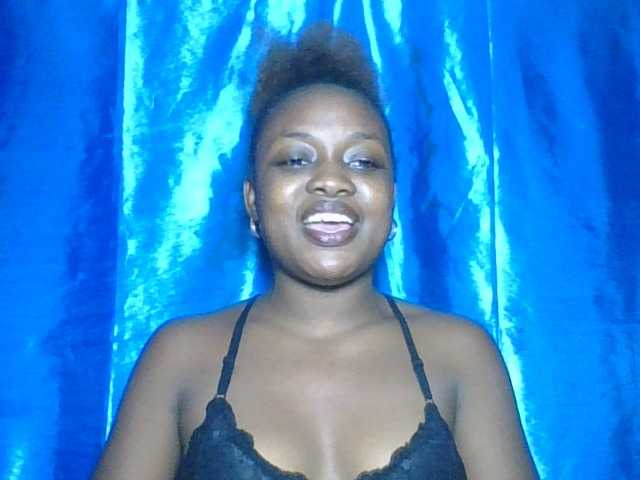 Labella204's BongaCams show and profile