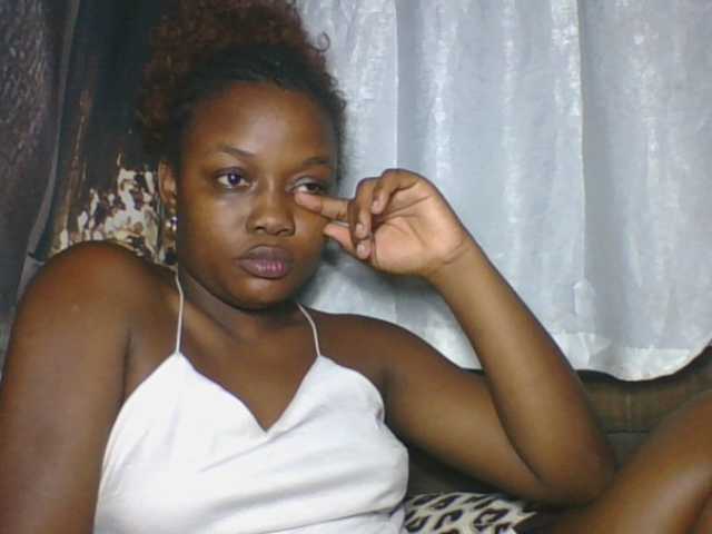 Labella204's BongaCams show and profile