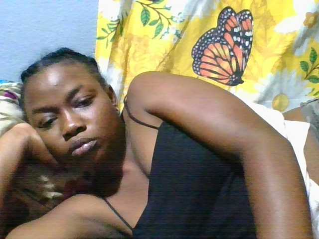 Labella204's BongaCams show and profile