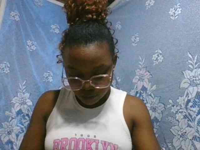 Labella204 webcam