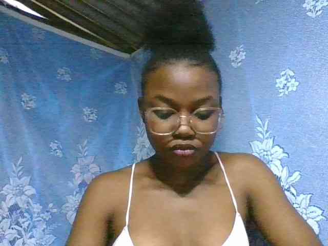 Labella204 webcam