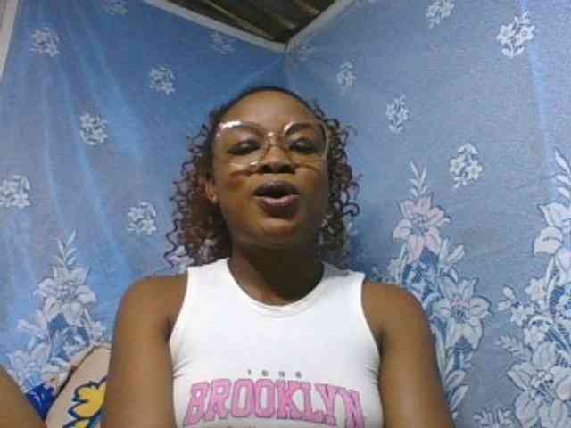 Labella204 webcam