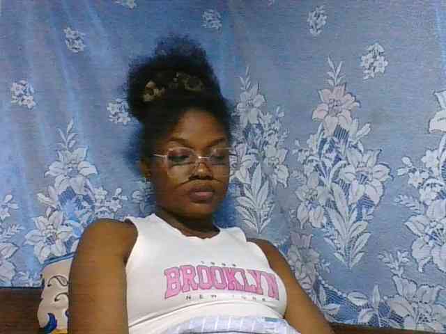 Labella204 webcam