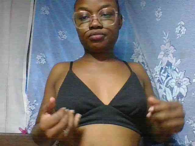 Labella204 webcam