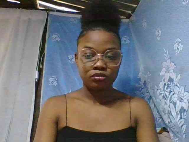 Labella204 webcam