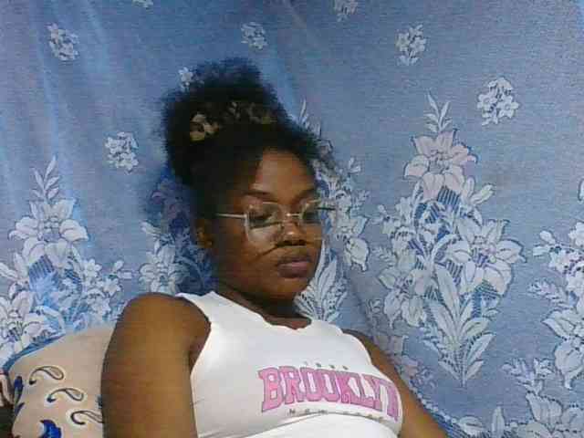 Labella204 webcam