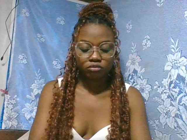 Labella204 webcam
