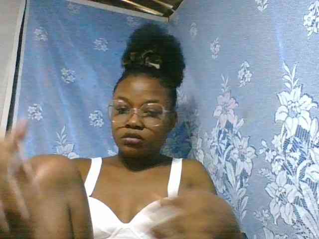 Labella204 webcam